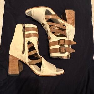 Freebird Tiara White and Tan Heeled Shoes with Strappy Design size 7